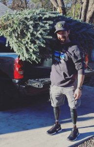 kyle-tree-carry-rev